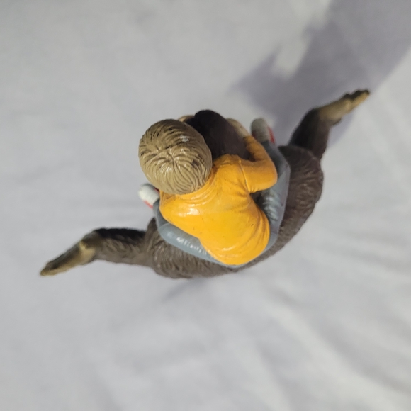 1991 Galoob Toys Harry and The Hendersons Sasquatch Figure - Picture 4 of 6